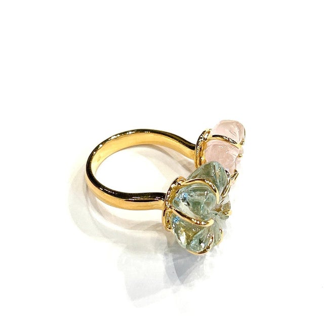 Metal Bochic “Capri” Carved Green Amethyst & Pink Quartz Ring Set 18K Gold & Silver For Sale - Image 7 of 12