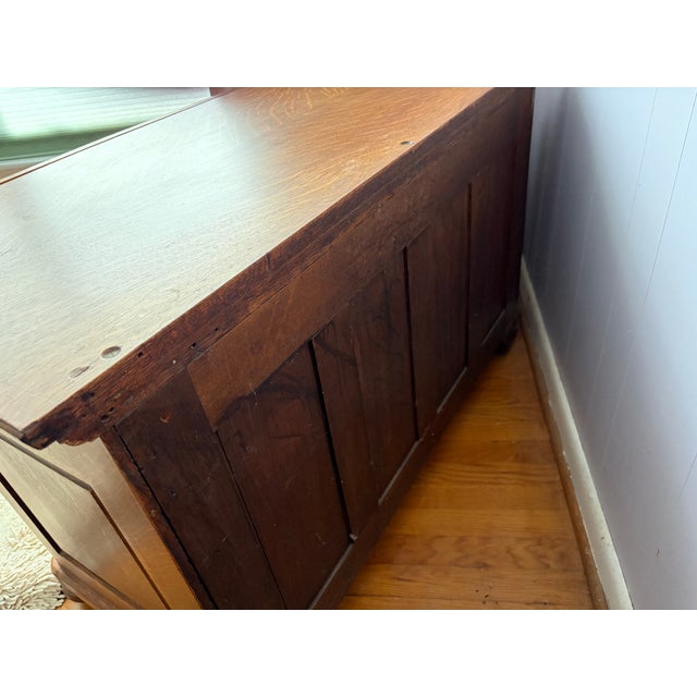 Antique Victorian Quartersawn Oak Carved Sideboard/Cabinet Circa 1890-1910 For Sale In Richmond - Image 6 of 6