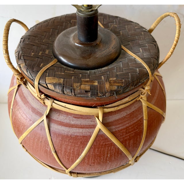 Massive Terracotta & Rattan Table Lamp From 70's For Sale - Image 4 of 8
