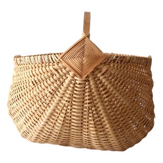 Vintage Wicker Buttocks Basket With Floral Trim For Sale