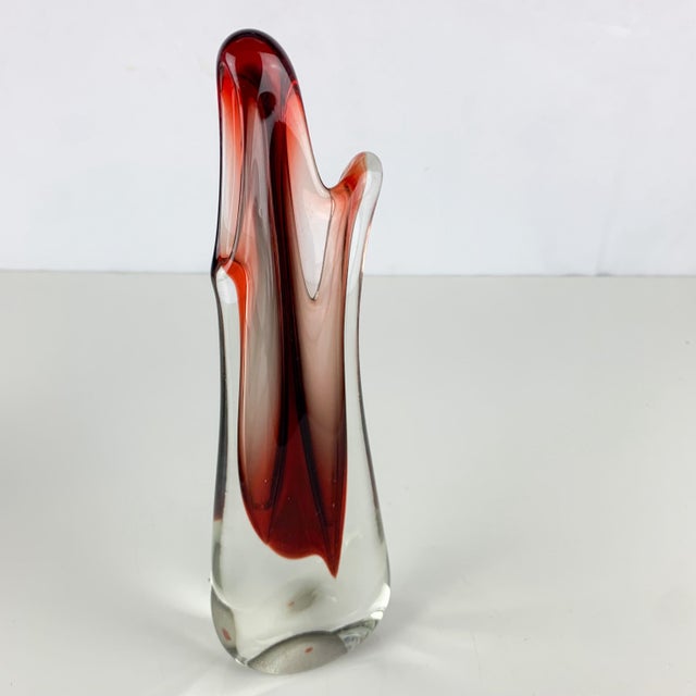 Mid-Century Modern Vintage Charles Wright Art Glass MCM Bilobe Molten Red Organic Vase Mid Century For Sale - Image 3 of 8