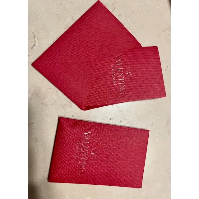 Valentino Rockstud Calfskin Belt, Original Out of Production, Gold-Tone Studs & Buckle, Made in Italy, Brand New For Sale - Image 12 of 12