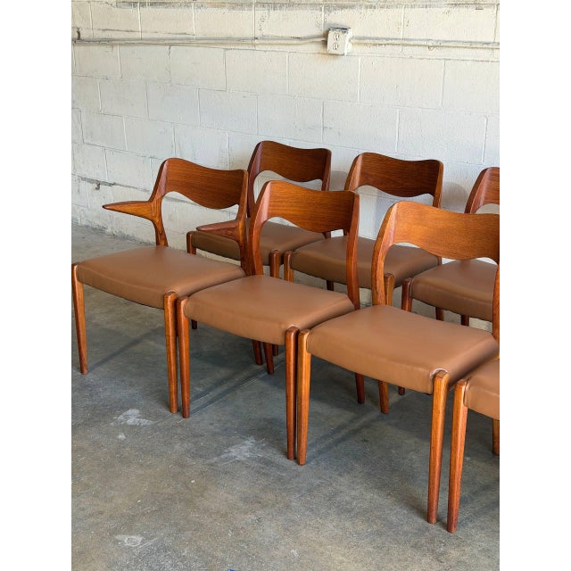 j.l. Møller Teak Dining Chairs Set of 10 Models 55 and 71 Danish Mid-Century Modern 1960s For Sale - Image 9 of 15