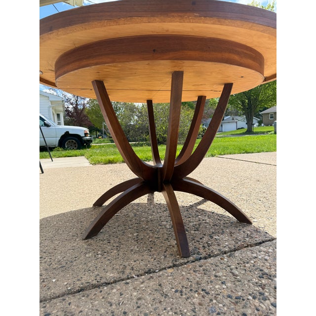 Chet Beardsley 1940s Chet Beardsley Mid-Century Modern Round Walnut Dining Table, Sculptural Pedestal Base For Sale - Image 4 of 10