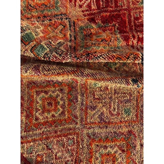 Vintage Moroccan Boujad Rug – Handmade Berber Wool Rug – Tribal Area Rug – Authentic Moroccan Carpet For Sale - Image 9 of 12