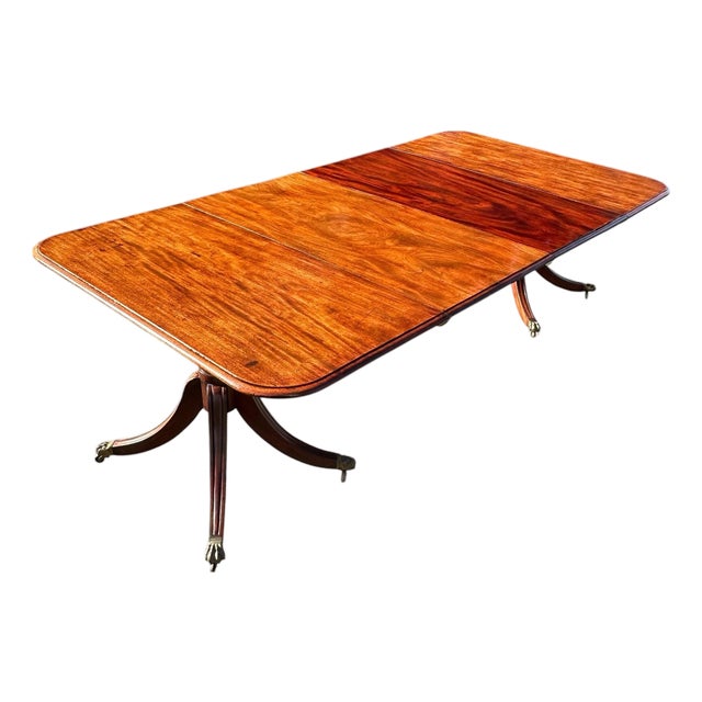 Antique Federal Mahogany Double Pedestal Tilting Banquet Table With Two Leaves For Sale