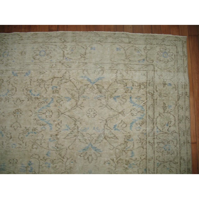 Off-white Neutral Off White Blue Vintage Turkish Rug, 6'7'' X 10' For Sale - Image 8 of 11