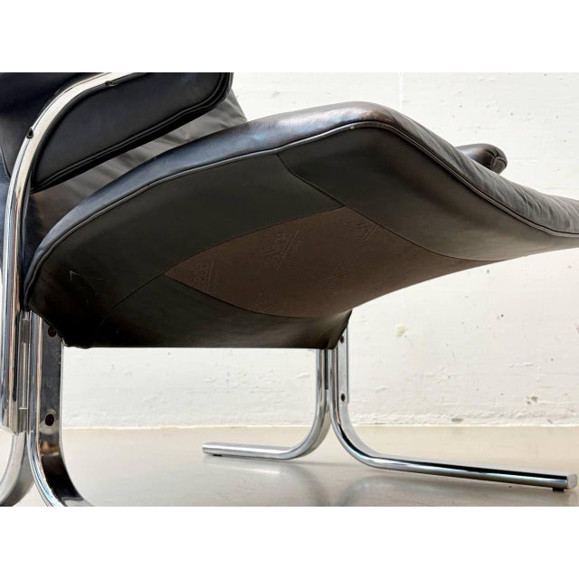 Set of DS-2030 Leather Chair with Ottoman by Hans Eichenberger for de Sede, 1970s For Sale - Image 13 of 16