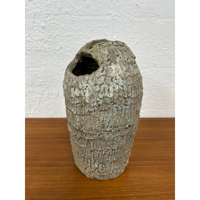 1960s Large Mid Century Textured Studio Pottery Floor Vase For Sale - Image 5 of 9