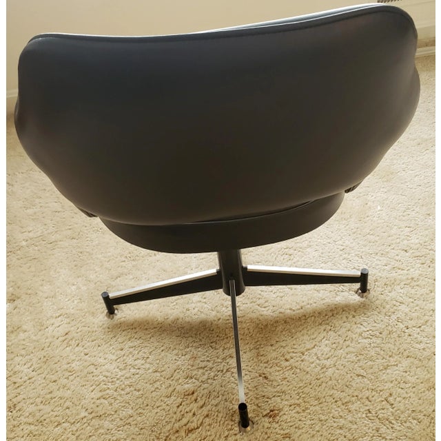 1960s Mid Century Black Overman Swivel Office Chair For Sale - Image 5 of 7