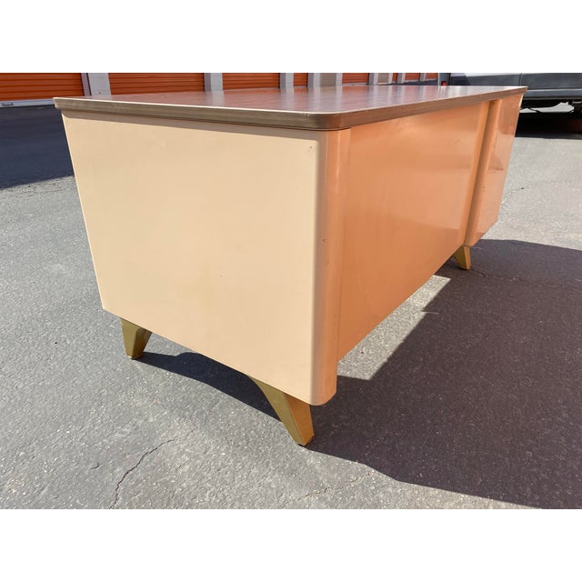 1960s Vintage Mid Century Modern Cole Steel Tanker Desk For Sale - Image 5 of 11