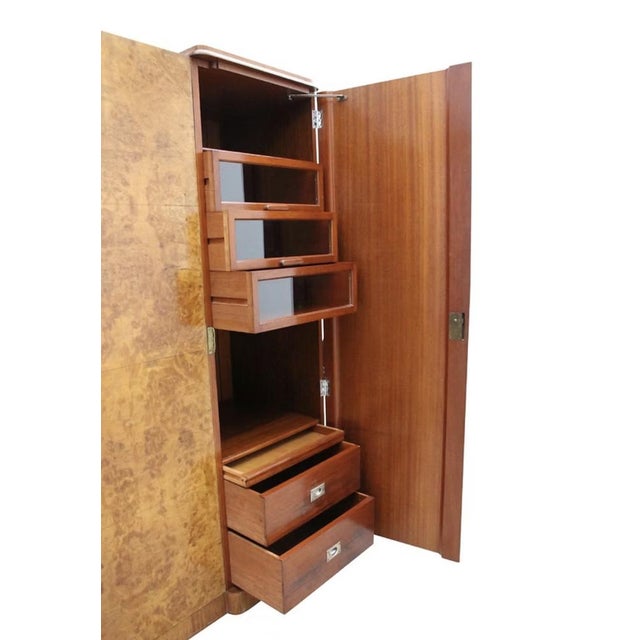 English Art Deco Blonde Walnut Wardrobe, 1930 For Sale - Image 4 of 14