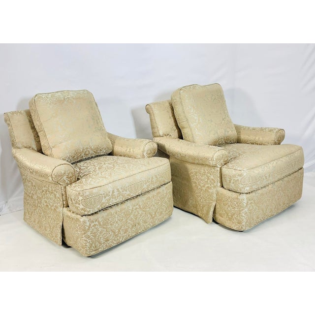 Vintage set of lounge chairs designed and manufactured in the United States by R. Jones & Associates. The pieces are very...