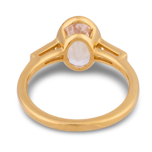 Gia 2.74 Carat No Heat Sapphire Diamond 18k Gold Engagement Ring, Size 6 For Sale In Los Angeles - Image 6 of 7