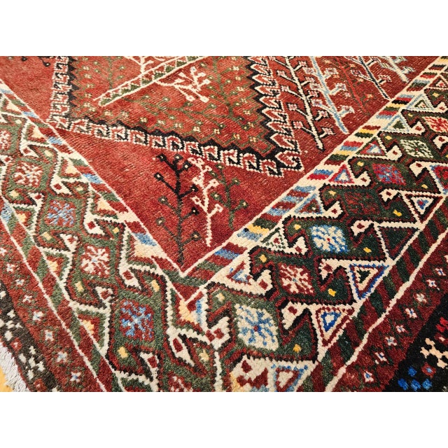 1900 - 1909 Vintage Persian Shiraz Tribal Area Rug, Hand-Knotted Wool, Geometric Pattern, Burgundy & Ivory, 5x10 For Sale - Image 5 of 18