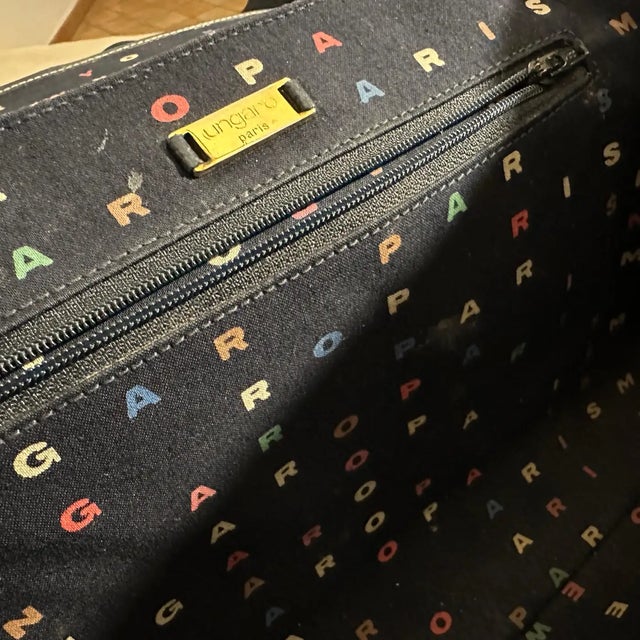 1980s Vintage Blue Leather French Shoulder Bag by Emanuel Ungaro For Sale - Image 14 of 17