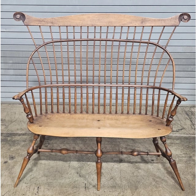 American Late 20th Century Windsor Chair Comb Back Bench W Arms, Tiger Maple, Oak & Maple Made in Ohio For Sale - Image 3 of 12