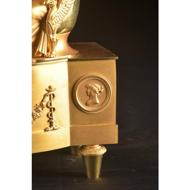 Early 19th Century c.1820 Reiche Empire Gilt Ormolu Bronze Clock For Sale - Image 5 of 18