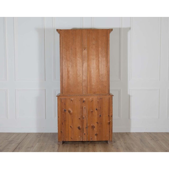 Swedish Late 19th Century Painted Bookcase with Glass Doors For Sale - Image 4 of 8