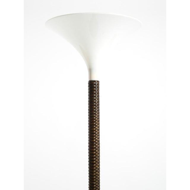 Postmodern Pop Art Tulip Floor Lamp with Dark Brown Wicker Frame and Acrylic Glass Shade, 1970s For Sale - Image 3 of 18