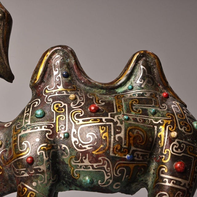 Metal Pair of Antique Bronze Camels With Gold and Silver Inlay, 3600g Total For Sale - Image 7 of 10