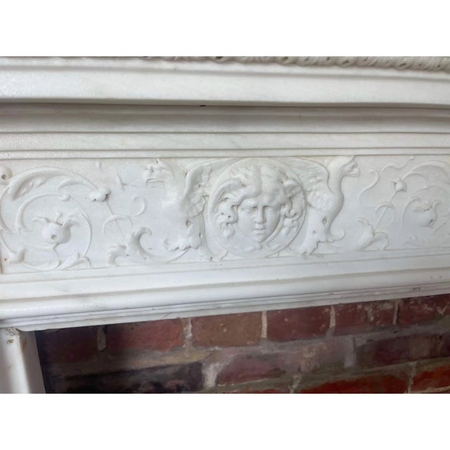 Neoclassical Magnificent 1820s Italian Neoclassical Mantel in Fine Statuary Carrara Marble For Sale - Image 3 of 11