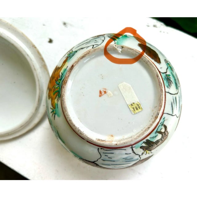 Chinese Ceramic Lidded Bowl With Foo Dog Knob For Sale - Image 10 of 10