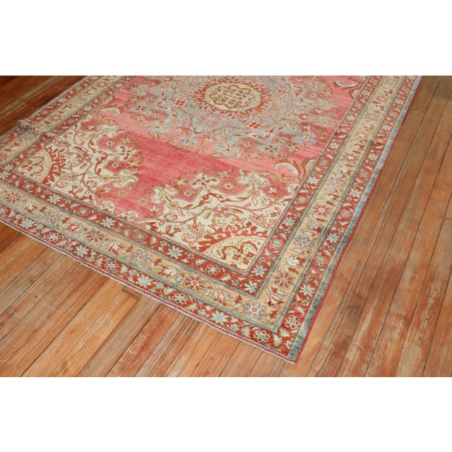 Antique Persian Tafresh rug from the 1st quarter of the 20th century. Measures: 4'5'' x 6'2'' The single weft carpets are...