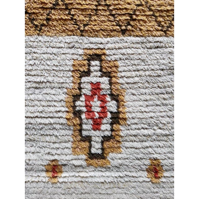 Swedish Grace Wool Rya Rug with Flower Motif, 1920s For Sale - Image 6 of 18