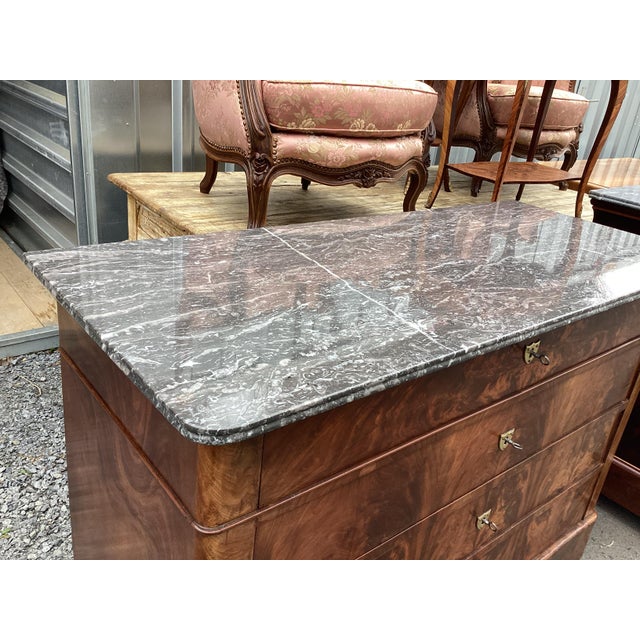 19th Century Louis-Philippe Flame Mahogany Commode W/ Marble Top For Sale - Image 11 of 11