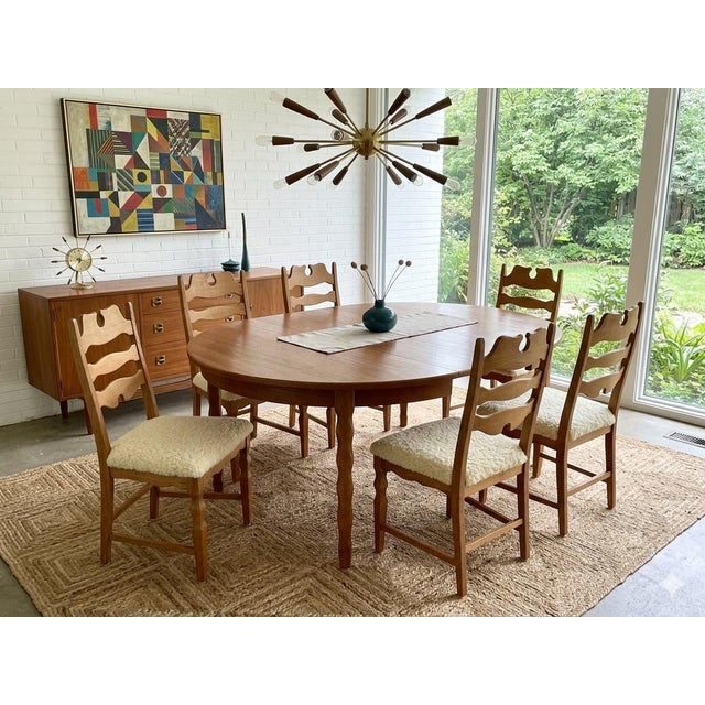 White Mid-Century Danish Razorblade Dining Chairs in Oak by Henning Kjærnulf for E.G. Møbler, 1960s, Set of 6 For Sale - Image 8 of 15