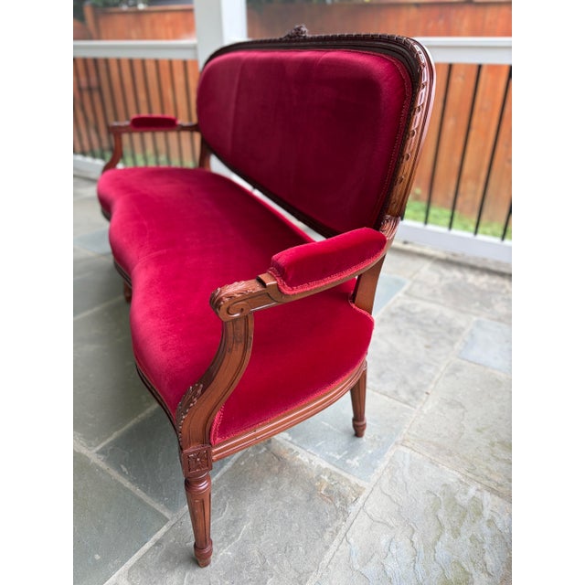 Add palace-level sophistication to your home with this exceptional Italian three-seater salon sofa by the highly...