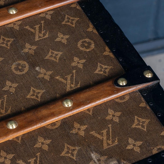 Black Antique Trunk in Woven Canvas from Louis Vuitton, 1900 For Sale - Image 8 of 18