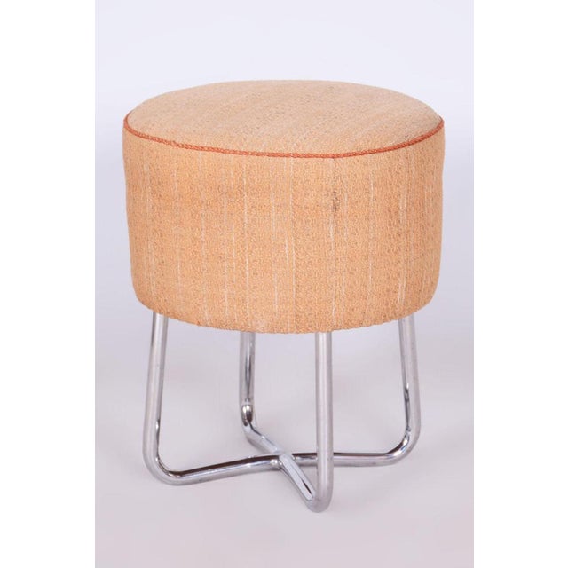 In pristine original condition, the upholstery has been professionally cleaned, and its polish revived by our refurbishing...