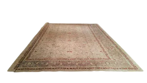 Traditional Hand Knotted Rug - 13′ X 17′10″ - Size Cat. 12x18 13x20