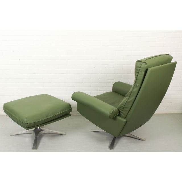 Animal Skin DS-31 High-Back Lounge Chair and Ottoman from de Sede, 1970s, Set of 2 For Sale - Image 7 of 13