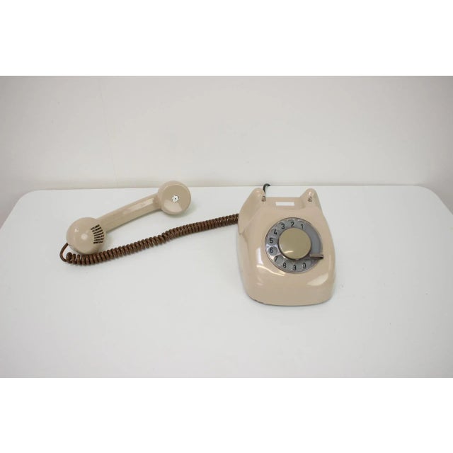 Mid-Century Telephone from Tesla, 1979 For Sale - Image 9 of 11