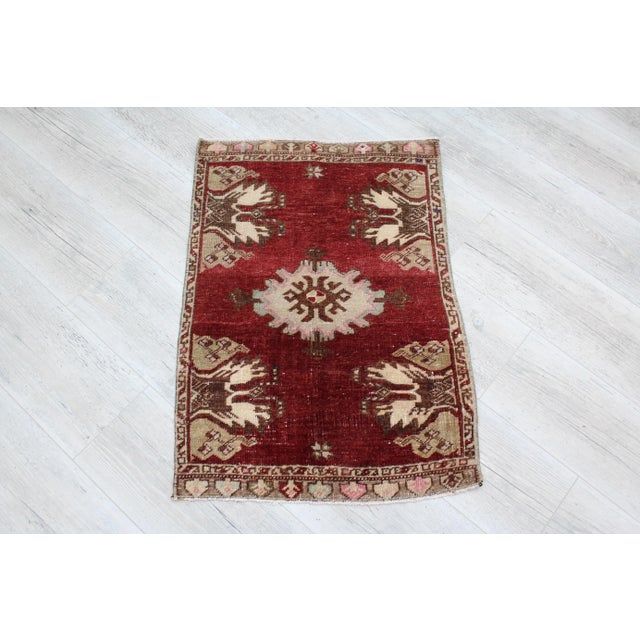 Small Sized Vintage Turkish Rug - 21.5"x32" For Sale - Image 10 of 10