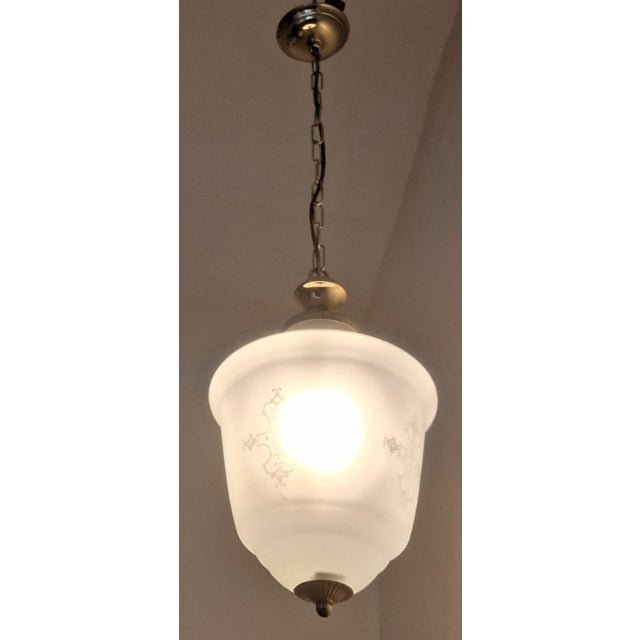 1980s Vintage Brass Ceiling Lamp with Drop-Shaped Patterned Frosted Glass Shade, 1980s For Sale - Image 5 of 7