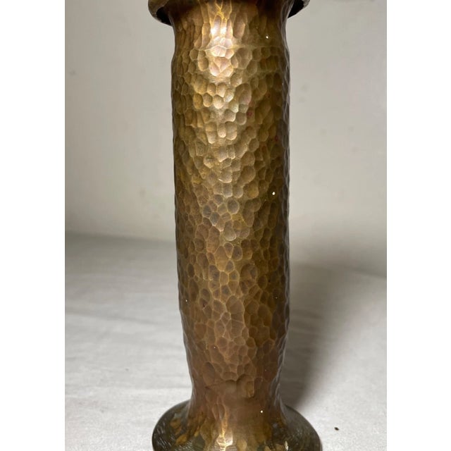 1910s Very Heavy Antique Hand Hammered Copper Arts and Crafts Bud Spill Vase Sculpture For Sale - Image 5 of 10