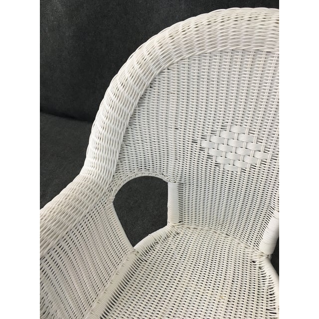Hampton Bay White Wicker Patio Table & 4 Chairs Chairish