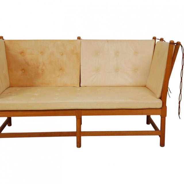 Spoke-Back Sofa in Natural Leather by Børge Mogensen, 1980s For Sale - Image 6 of 18