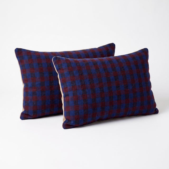 Mid-Century Modern Turkish Lumbar Kilim Pillow Cover 16'' X 24'' - Set of Two For Sale - Image 3 of 4