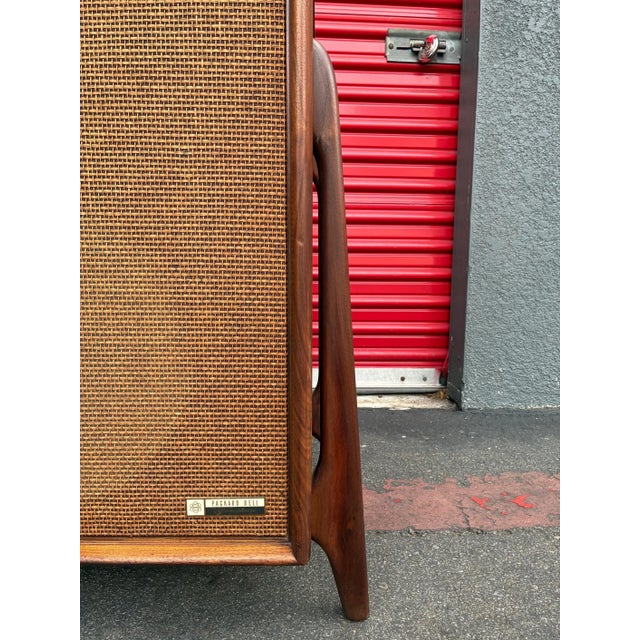 Wood Vintage Mid Century Turntable Console/Stereo Console by Packard Bell For Sale - Image 7 of 12