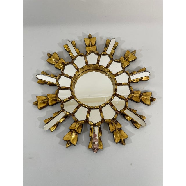 French Mid 20th Century 12" French Giltwood Sunburst Mirror With Mirror Inlays For Sale - Image 3 of 17
