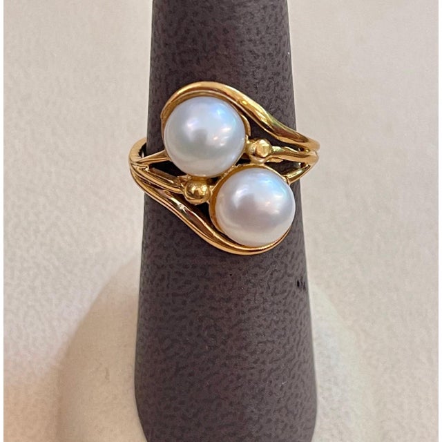 18 Karat Yellow Gold And Two Pearls Ring For Sale - Image 16 of 18