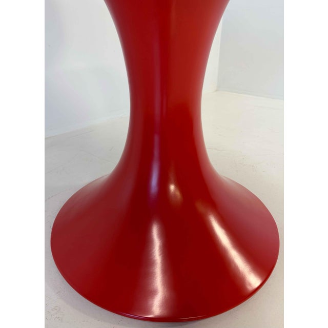 Beige Italian Art Deco Round Table in Ziricote Wood with Red Lacquered Base, 1950s For Sale - Image 8 of 11