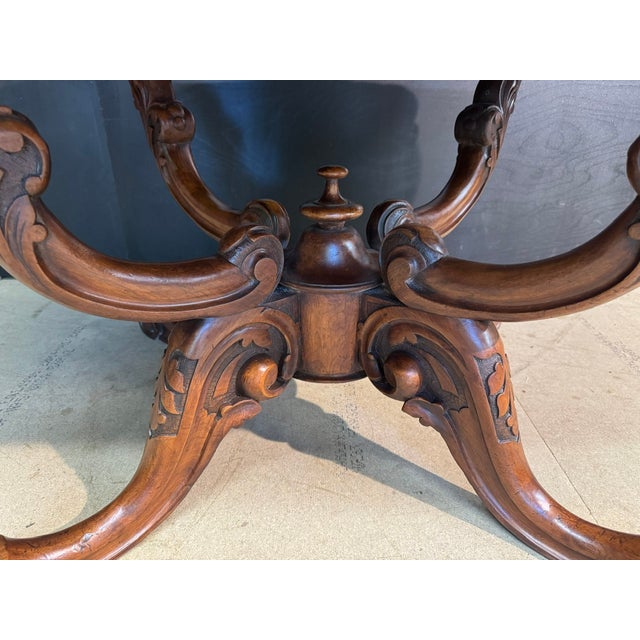 Antique Burr Walnut Centre Table, 1860 For Sale - Image 4 of 11