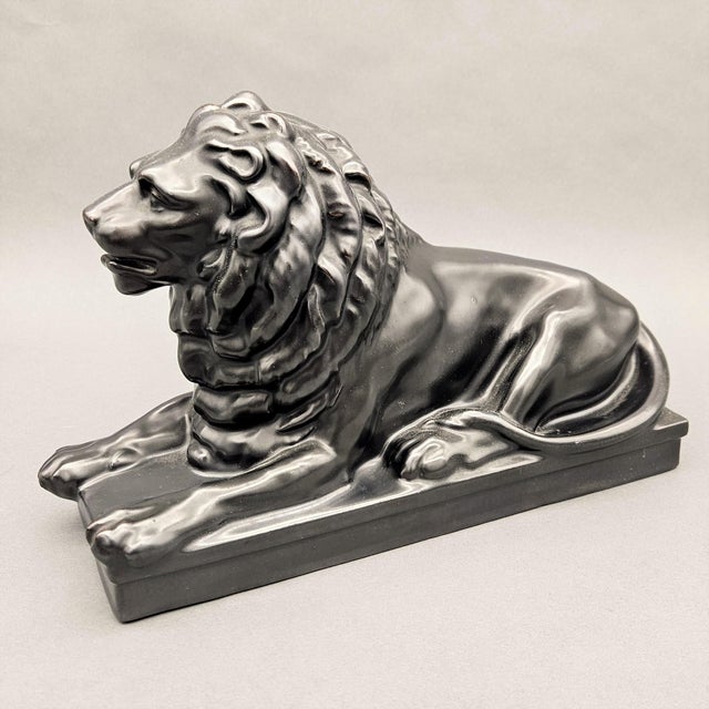 1930s Vintage Ceramic Lion Figure, 1930s For Sale - Image 5 of 5