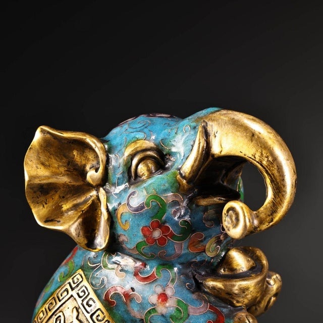 Blue Pair of Vintage Chinese Cloisonné Enamel & Gilt Bronze Elephants For Sale - Image 8 of 8